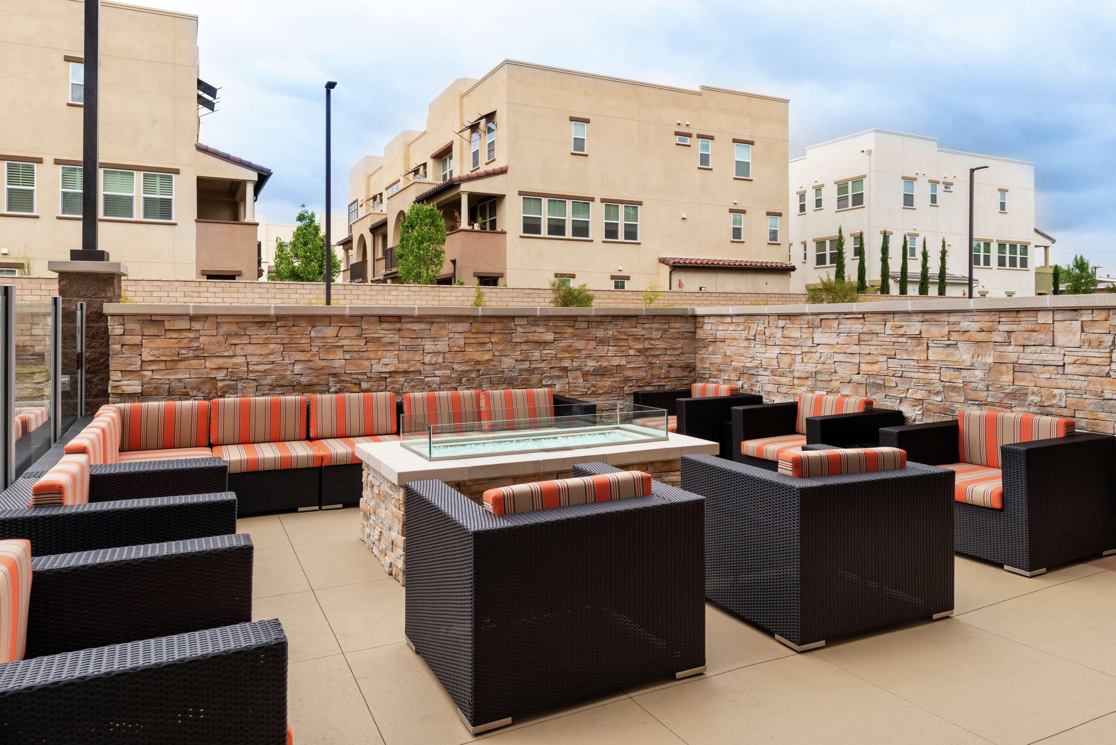 Hampton Inn & Suites Buena ParkBuena Park  Kültér fotó