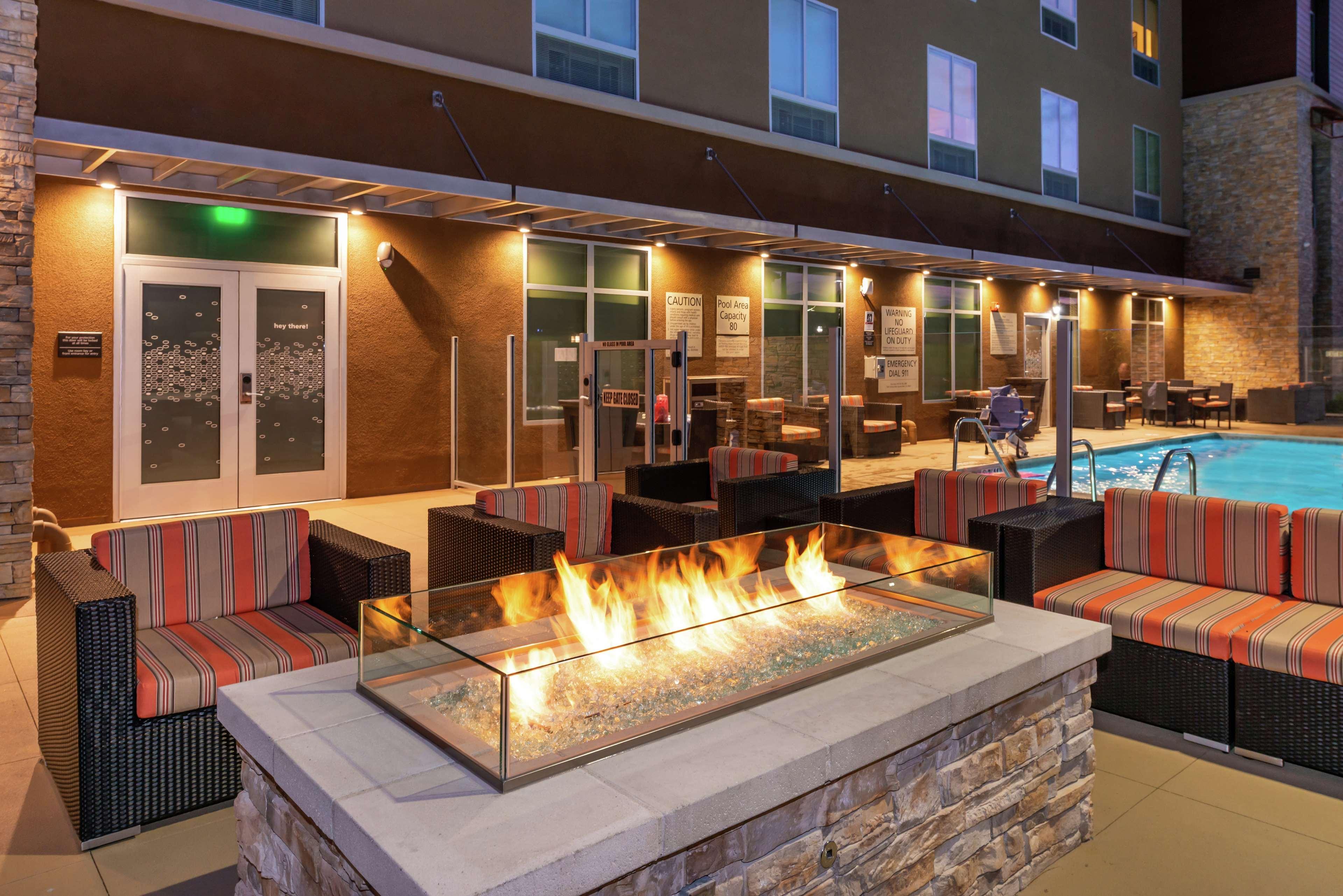Hampton Inn & Suites Buena ParkBuena Park  Kültér fotó